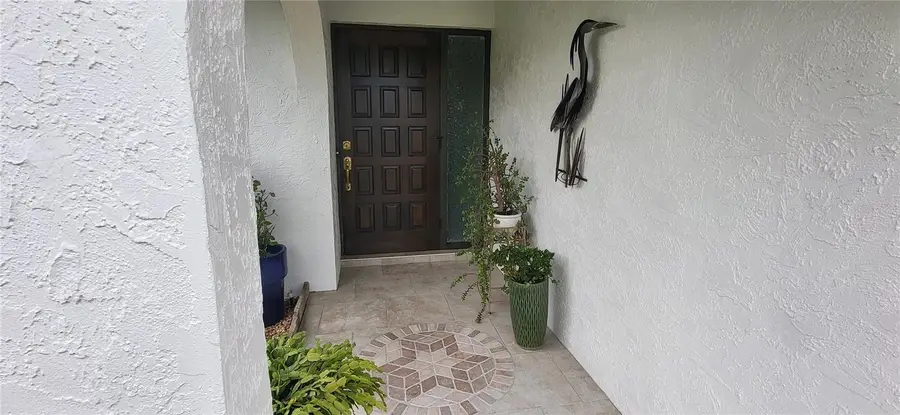 3619 Pembrook Drive, Sarasota, FL 34239 - Image #3