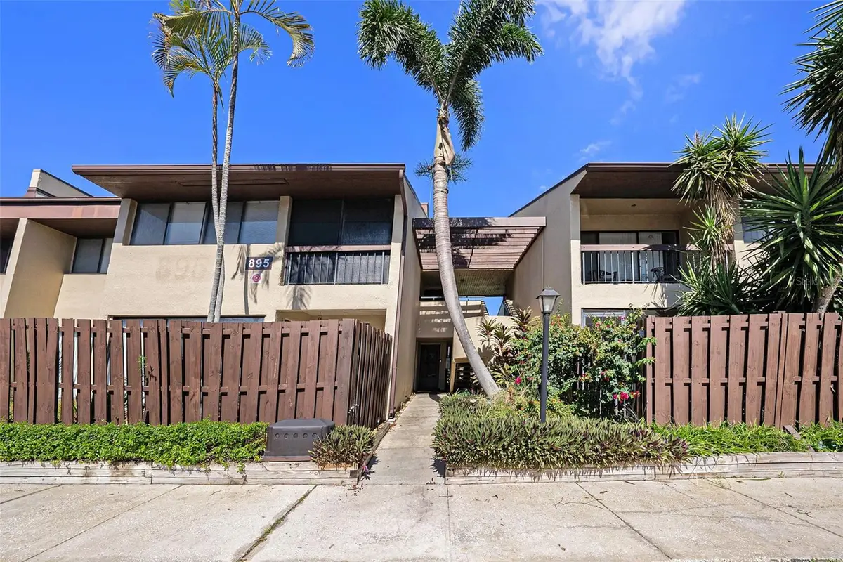 895 N Village Dr #107, Saint Petersburg, FL 33716 - Image #1