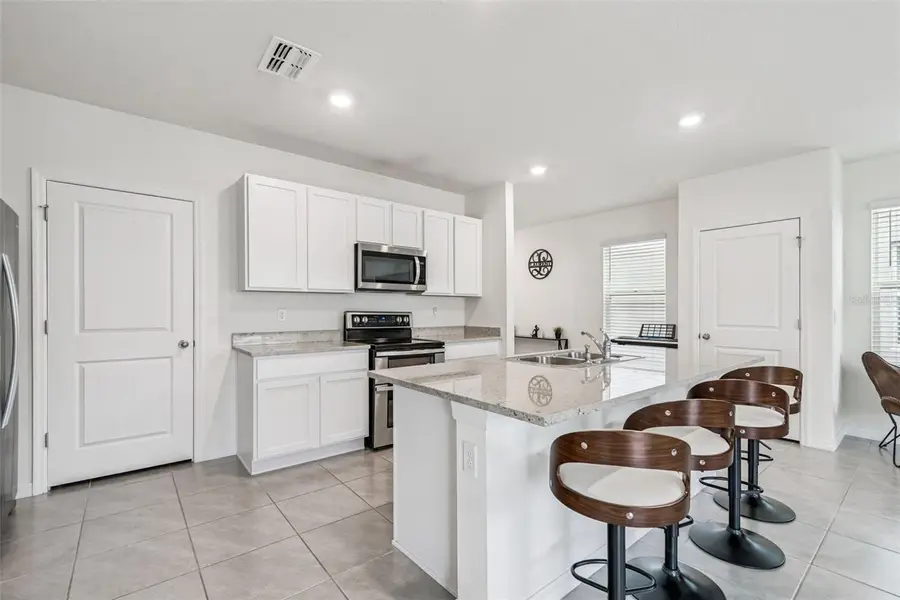 5667 Chorleywood Lane, Wesley Chapel, FL 33545 - Image #2