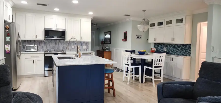 418 Imperial Drive, Largo, FL 33771 - Image #2