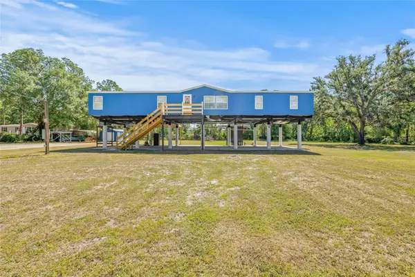4425 Pine Street, VALRICO, FL 33596