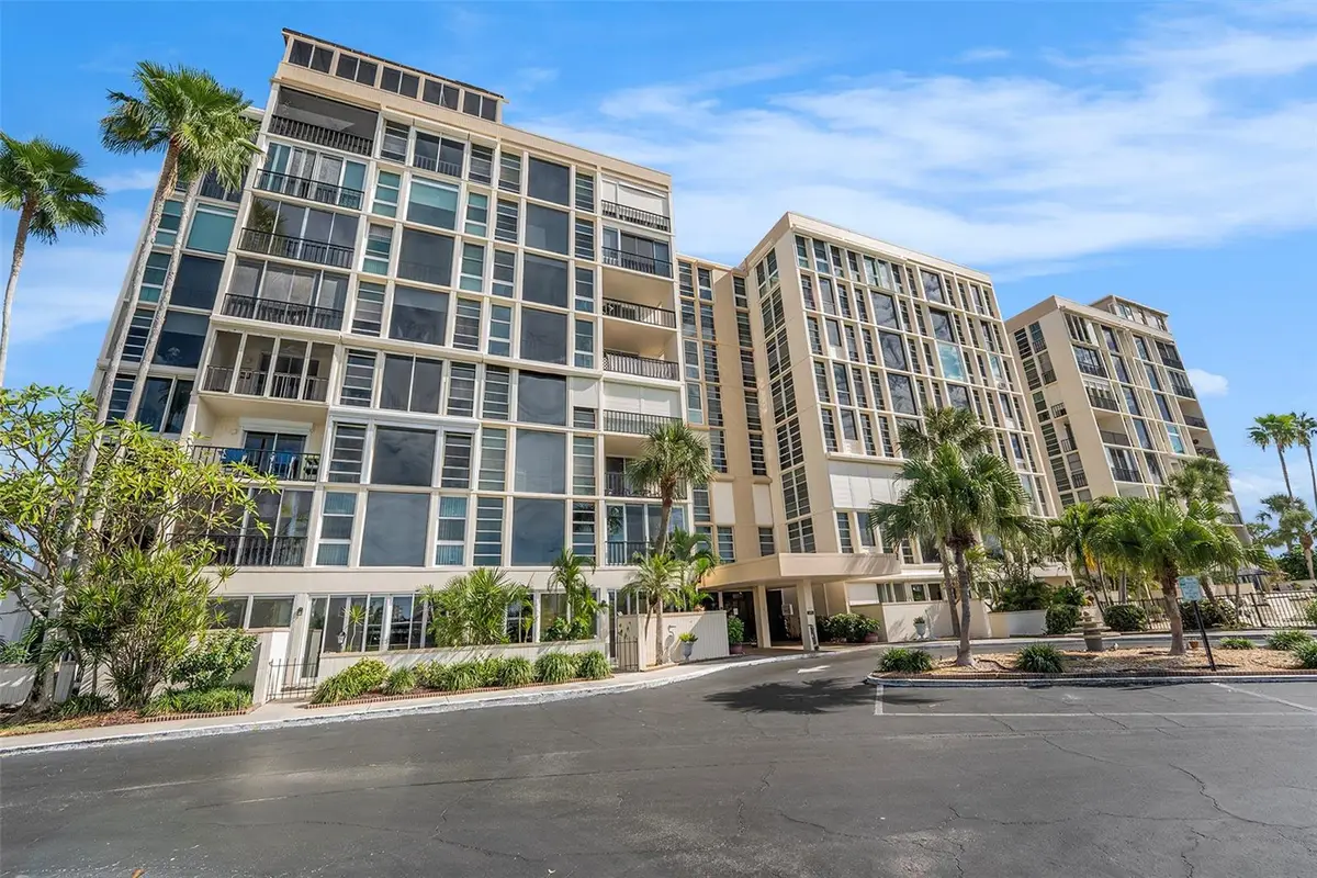 7400 Sun Island Drive S #111, South Pasadena, FL 33707 - Image #1