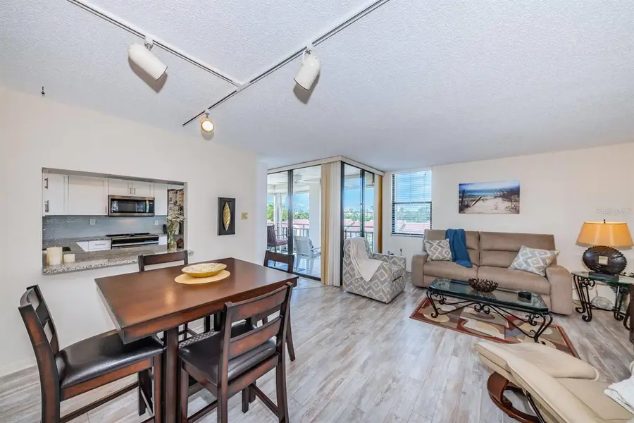 6145 Sun Boulevard #404, Saint Petersburg, FL 33715 - Image #2