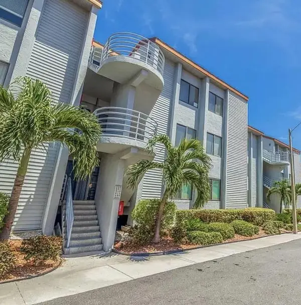 557 Pinellas Bayway #222, TIERRA VERDE, FL 33715