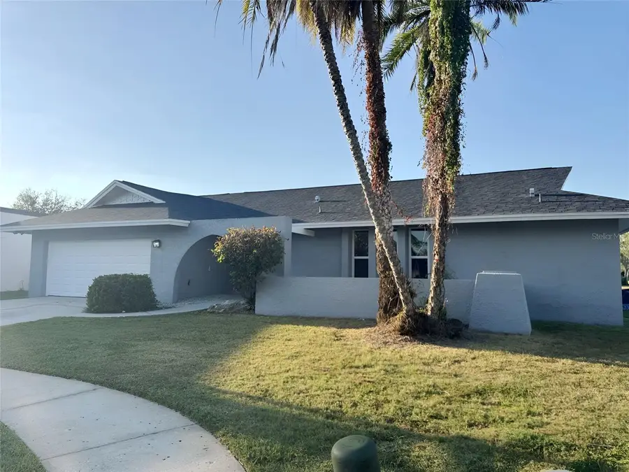 7012 Greenbrier Drive, Seminole, FL 33777 - Image #2