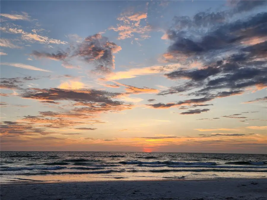 802 Hidden Harbour Drive, Indian Rocks Beach, FL 33785 - Image #2