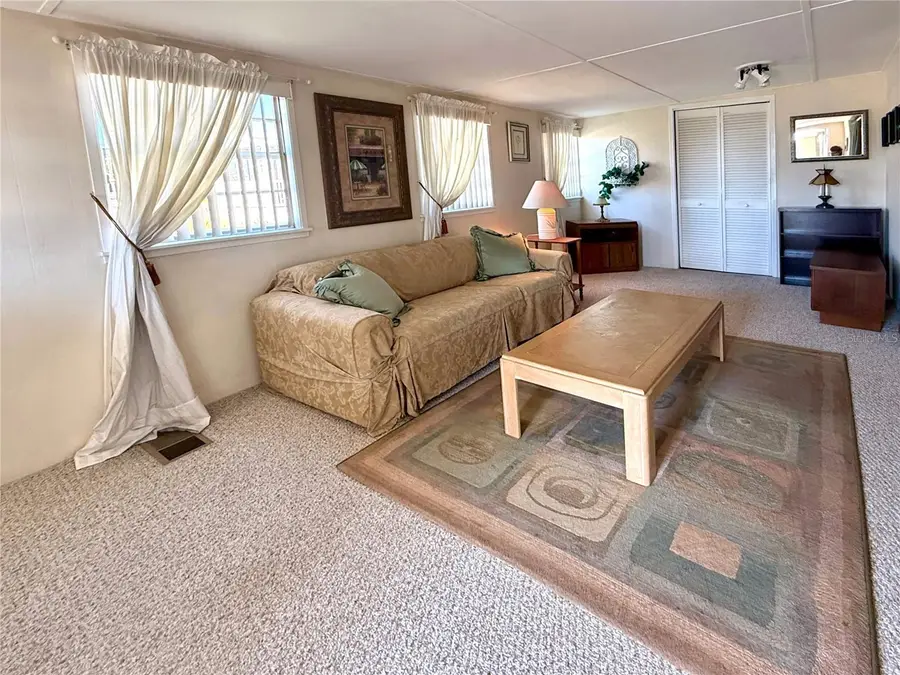 123 Saint Kitts Way, Apollo Beach, FL 33572 - Image #3