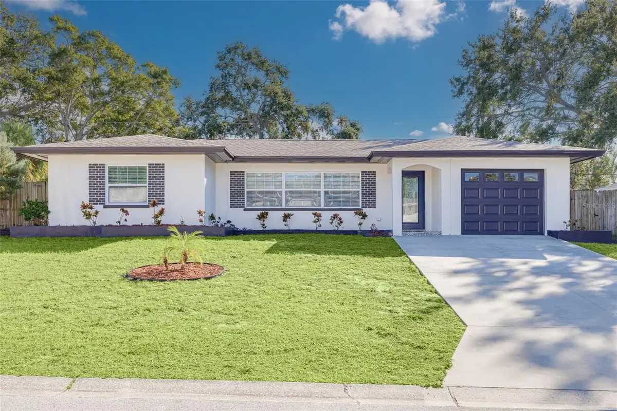 935 Hillwood Drive, Dunedin, FL 34698 - Image #1