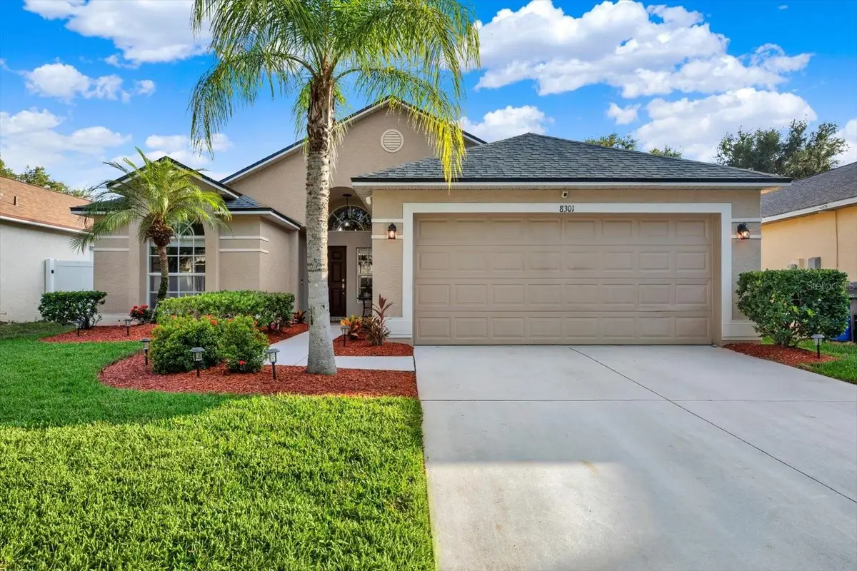 8301 Carriage Pointe Drive, Gibsonton, FL 33534 - Image #1
