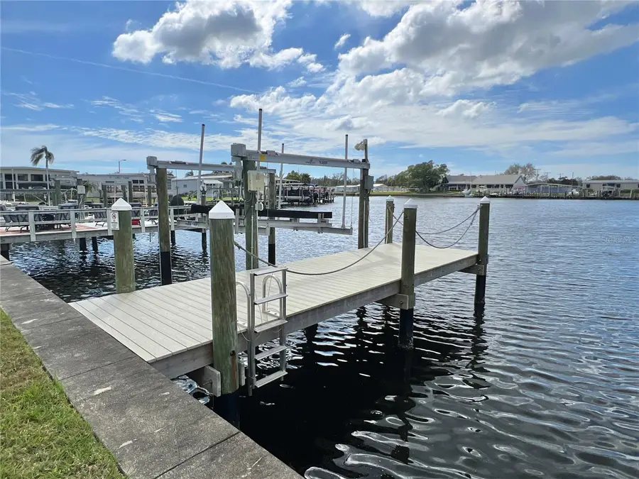 7240 Mount Arlington Drive Ne #426, Saint Petersburg, FL 33702 - Image #3