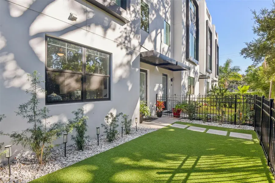 2851 W Gandy Boulevard #12, Tampa, FL 33611 - Image #2