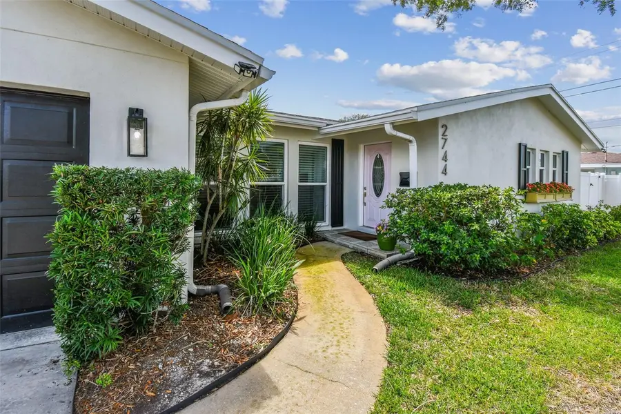 2744 68th Avenue S, Saint Petersburg, FL 33712 - Image #2