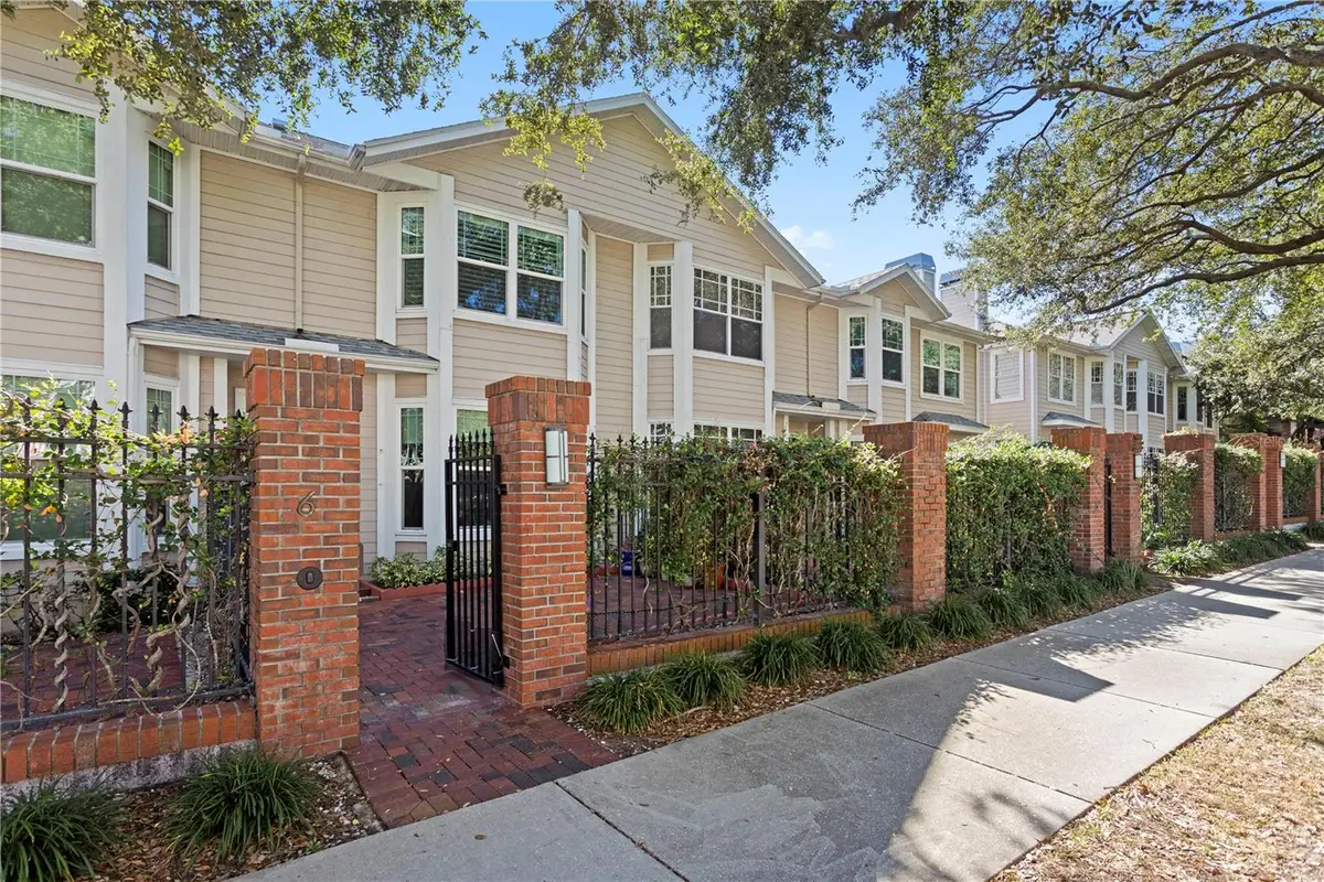 350 2nd Street N #6, Saint Petersburg, FL 33701 - Image #1