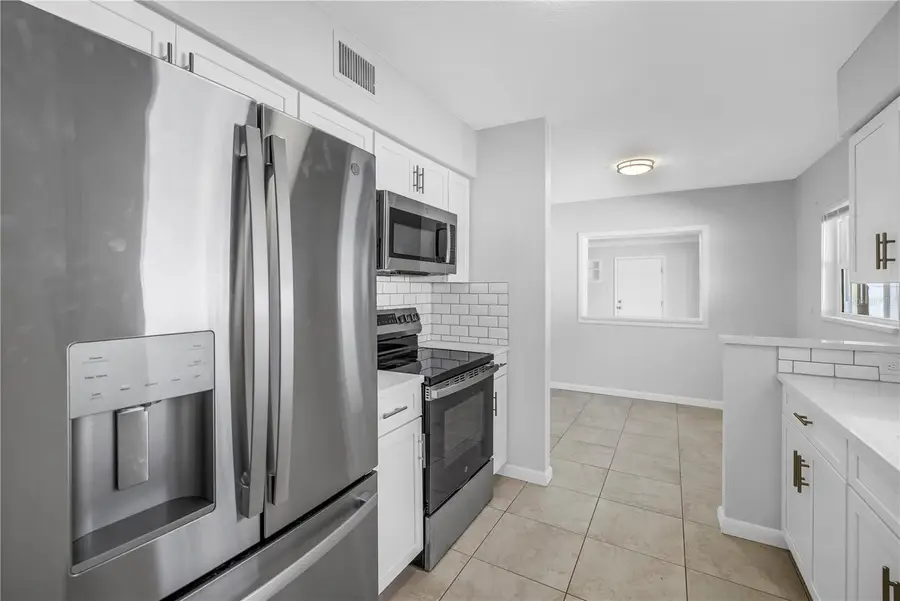 6888 20th Street N, Saint Petersburg, FL 33702 - Image #3