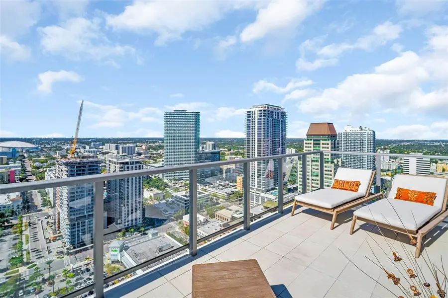 301 1st Street S #3305, Saint Petersburg, FL 33701 - Image #2