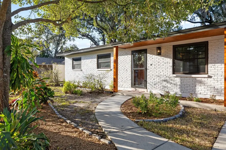 19125 Amelia Circle, Lutz, FL 33558 - Image #2