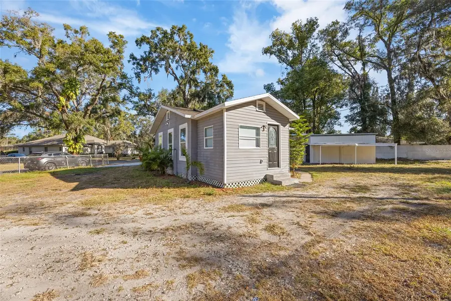 1104 E Alsobrook Street, Plant City, FL 33563 - Image #2