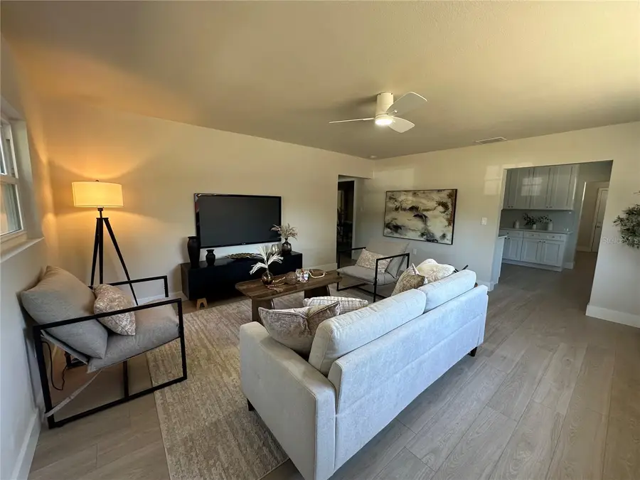 2001 E Powhatan Avenue, Tampa, FL 33610 - Image #2