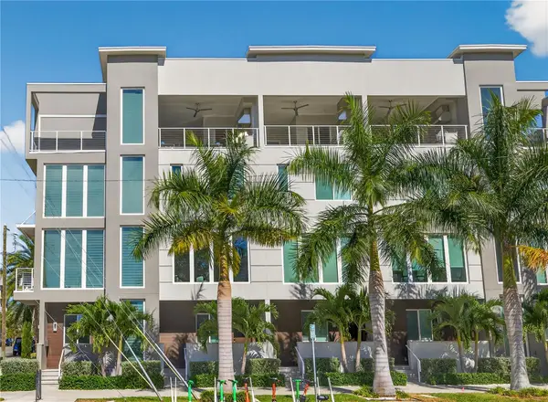 577 4th Avenue S, ST PETERSBURG, FL 33701