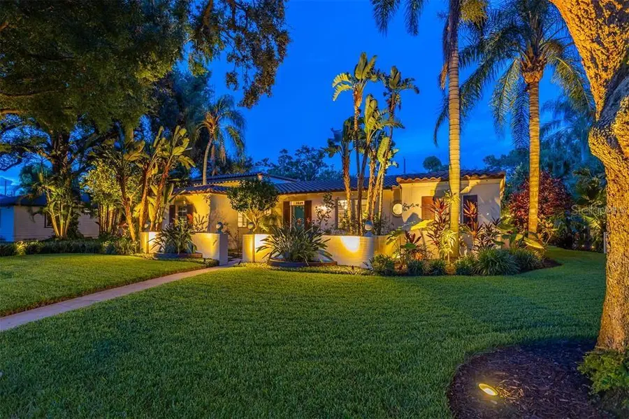 3649 Foster Hill Drive N, Saint Petersburg, FL 33704 - #3