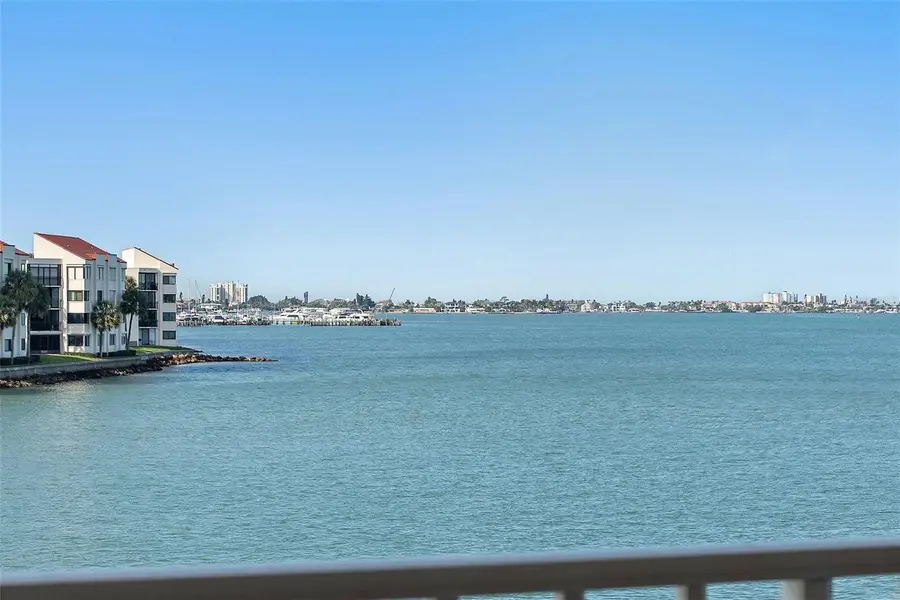 5281 Isla Key Boulevard S #207, Saint Petersburg, FL 33715 - Image #2