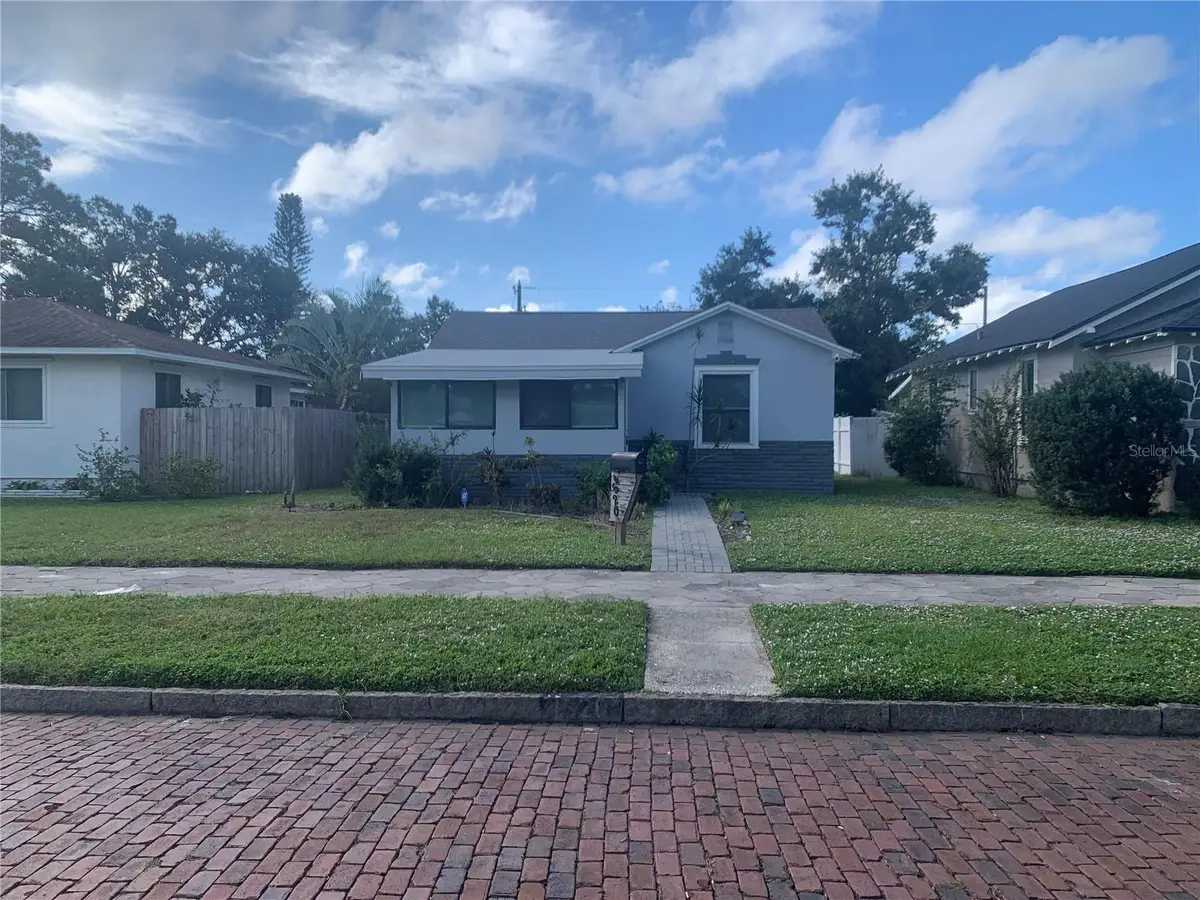 4520 Burlington Avenue N, Saint Petersburg, FL 33713 - Image #1