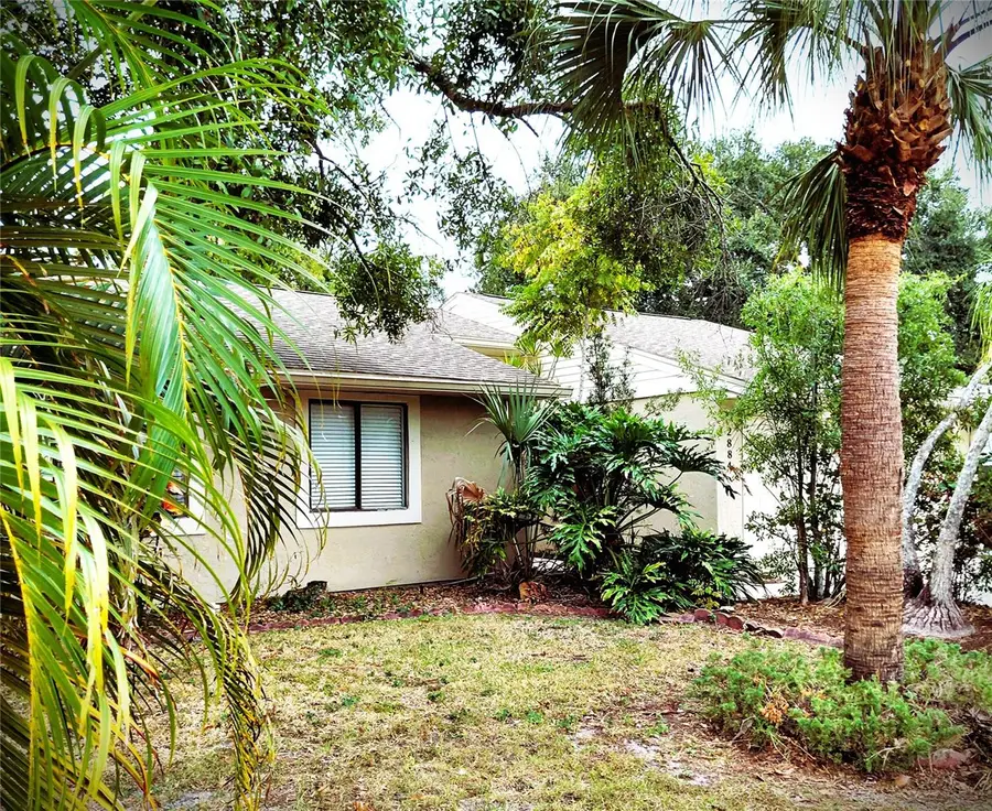 2884 Cinnamon Bear Trail, Palm Harbor, FL 34684 - Image #2