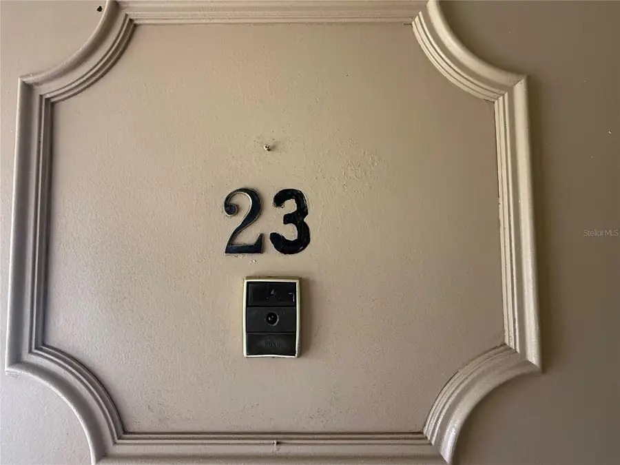 10038 62nd Terrace N #23, Saint Petersburg, FL 33708 - Image #2