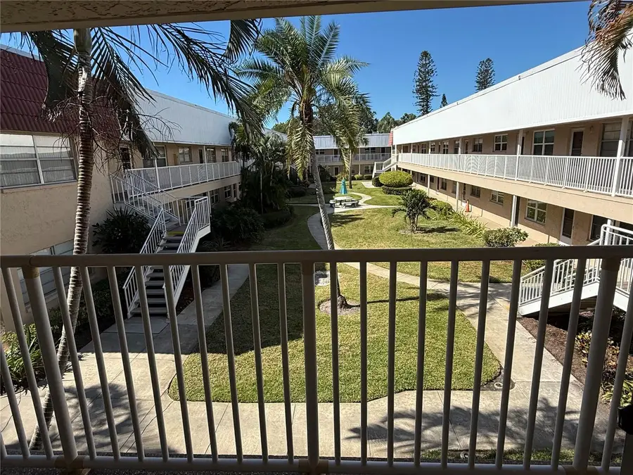 10038 62nd Terrace N #23, Saint Petersburg, FL 33708 - Image #3