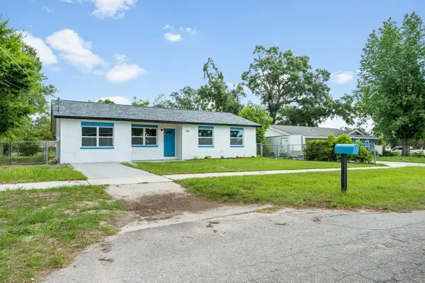 109 Magnolia Avenue, SEFFNER, FL 33584