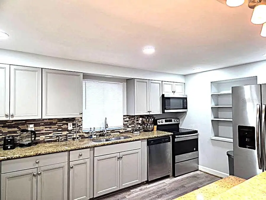 6886 49th Avenue N, Saint Petersburg, FL 33709 - Image #2