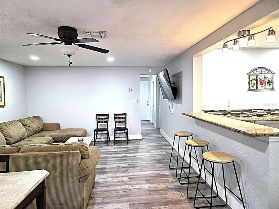 6886 49th Avenue N, Saint Petersburg, FL 33709 - Image #3