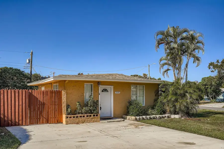 13698 120th Street, Largo, FL 33778 - Image #3