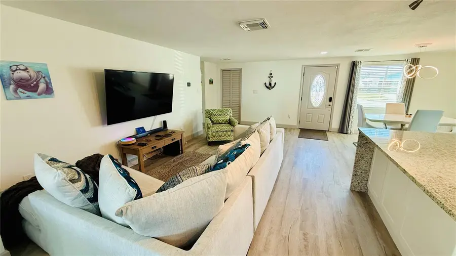 4926 Blue Heron Drive, New Port Richey, FL 34652 - Image #3