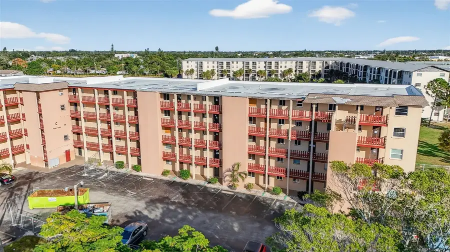 4149 Lake Bayshore Drive #C511, Bradenton, FL 34205 - Image #3