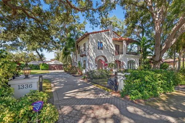 1336 Indian Rocks Road, BELLEAIR, FL 33756