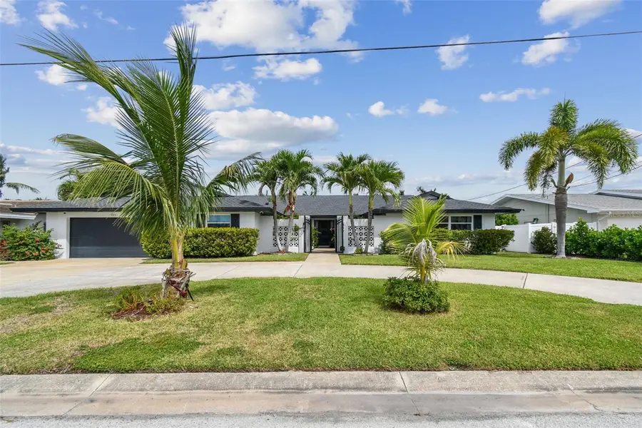 221 Howard Drive, Belleair Beach, FL 33786 - Image #3