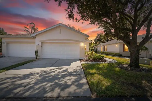 2653 Eagle Greens Drive, PLANT CITY, FL 33566