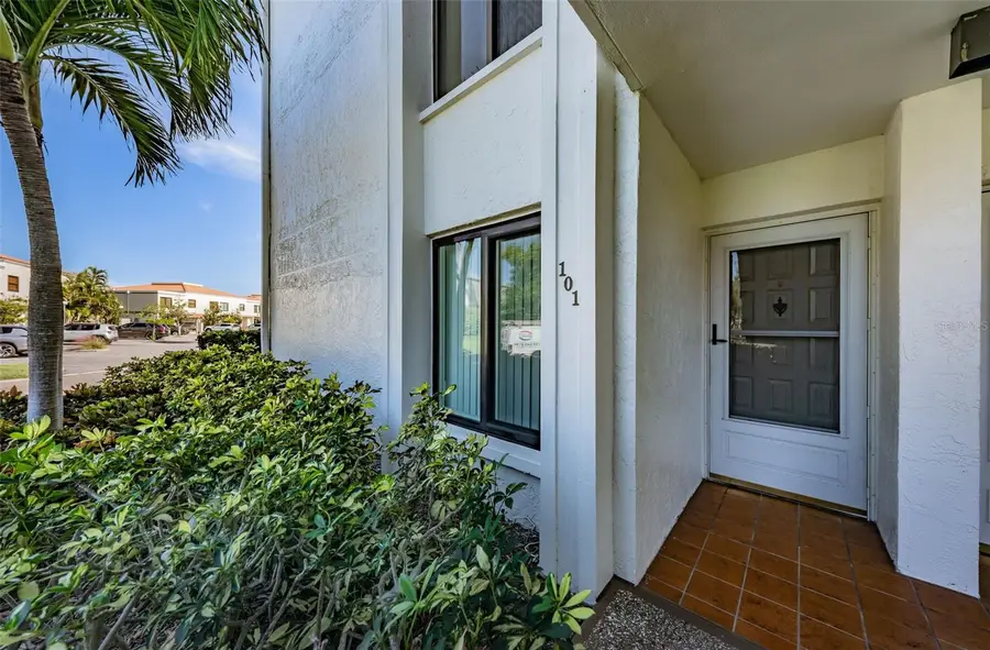 6287 Bahia Del Mar Circle #101, Saint Petersburg, FL 33715 - Image #3