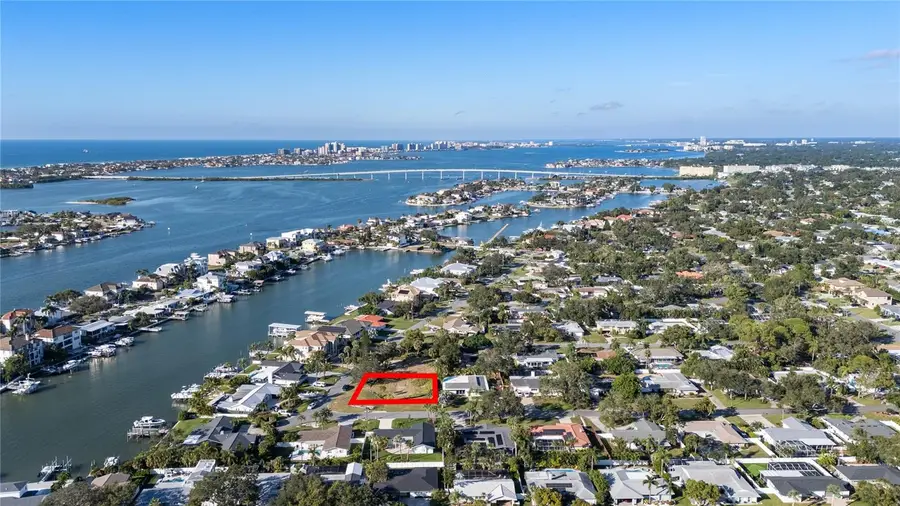417 Harbor View Lane, Largo, FL 33770 - Image #2