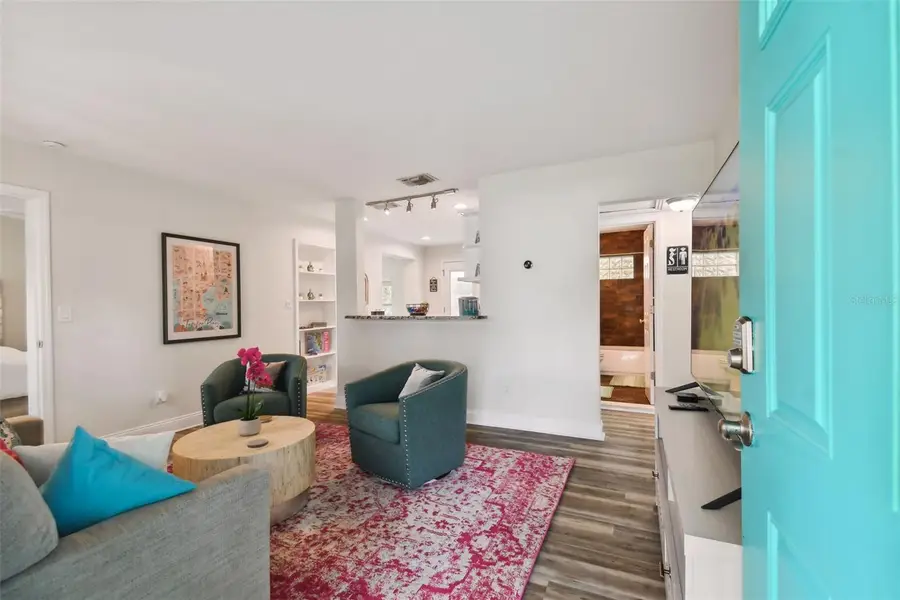 4324 S Clark Avenue, Tampa, FL 33611 - Image #3