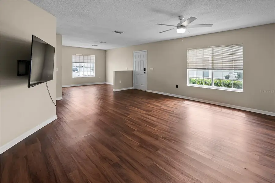 4120 Gradstone Place, Tampa, FL 33617 - Image #3