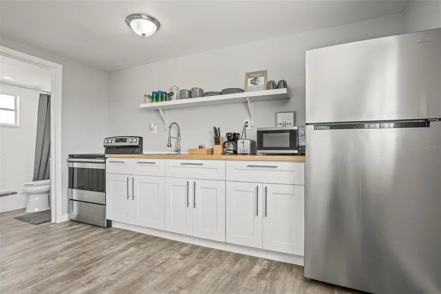 8820 Rocky Creek Drive, Tampa, FL 33615 - Image #3