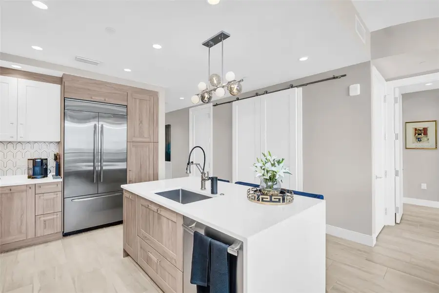 100 1st Avenue N #2106, Saint Petersburg, FL 33701 - Image #3