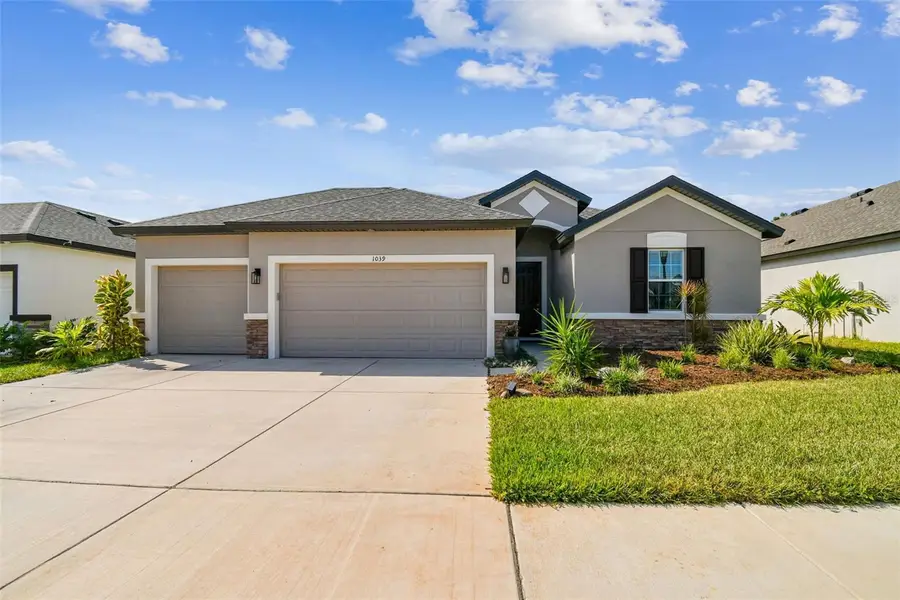 1039 Davis Heather Circle, Seffner, FL 33584 - Image #2