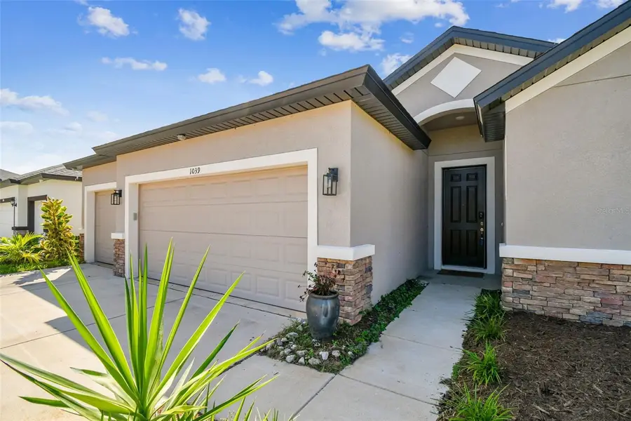 1039 Davis Heather Circle, Seffner, FL 33584 - Image #3