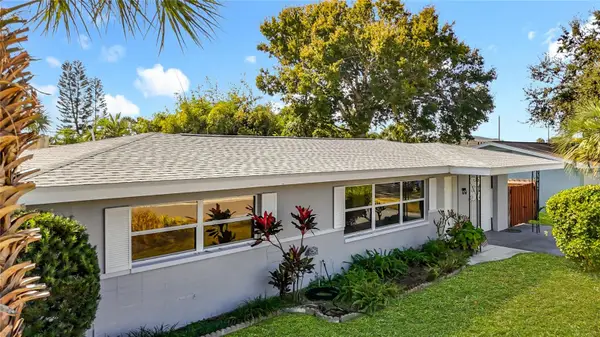 13880 Dominica Drive, SEMINOLE, FL 33776