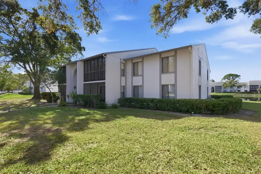 1243 Pine Ridge Circle W #D2, Tarpon Springs, FL 34688 - Image #2