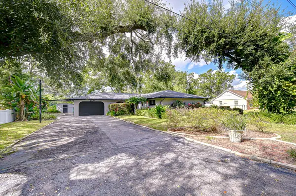 8120 N Albany Avenue, TAMPA, FL 33604