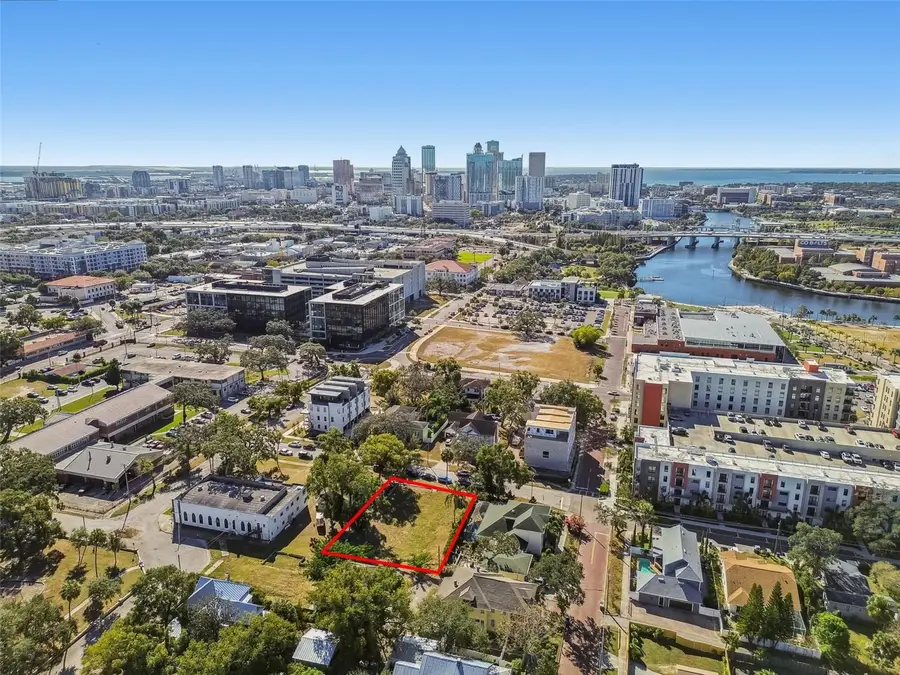 205 W Ross Avenue, Tampa, FL 33602 - Image #2